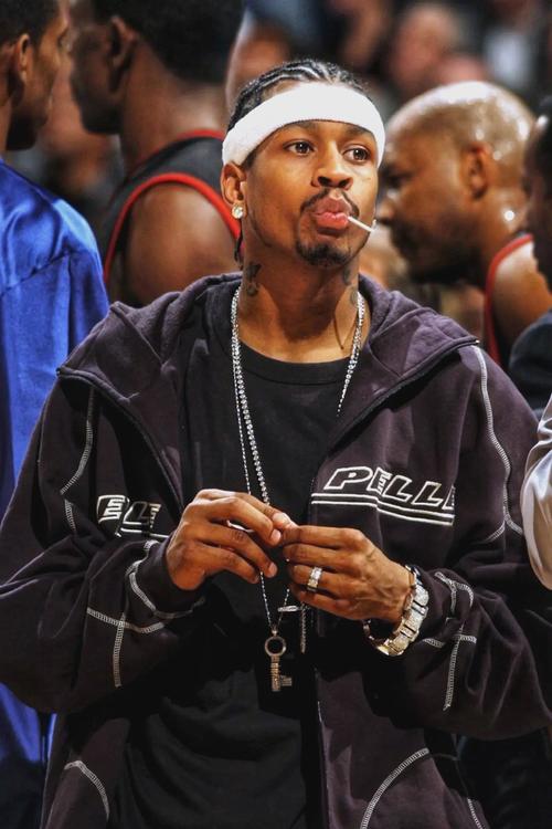 利物浦欧冠客场取分战平切尔西（利物浦欧冠客战切尔西收获一分）