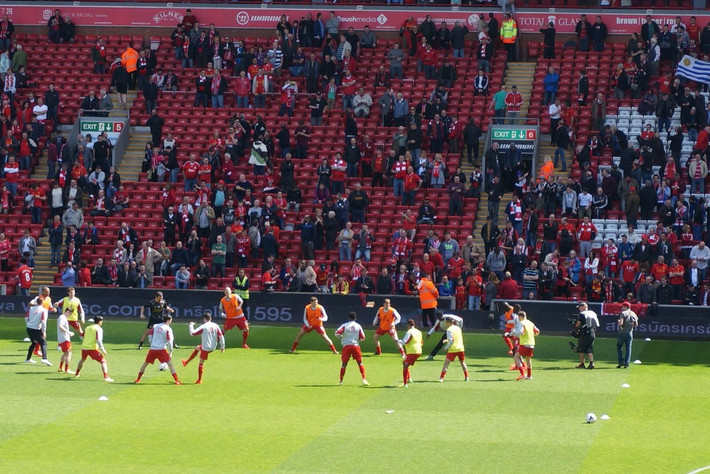 北青：国足季前可能安排冬训，具体计划待邵佳一发布会后明确（北青：国足季前或组织冬训，方案将在邵佳一发布会后敲定）