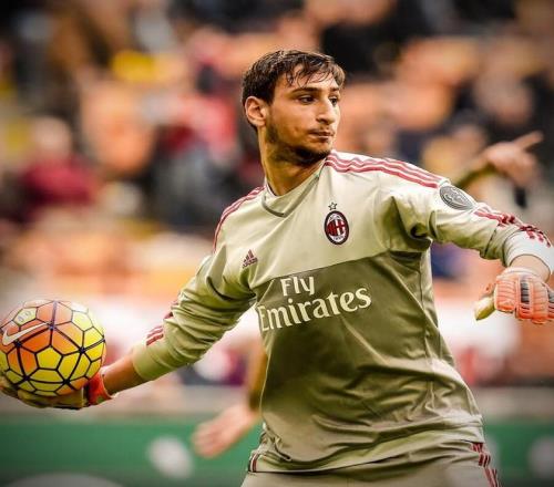 因斯：国米要小心利物浦，别以为他们现在混乱不堪就容易对付（因斯告诫国米：利物浦看似混乱，绝不可轻敌）