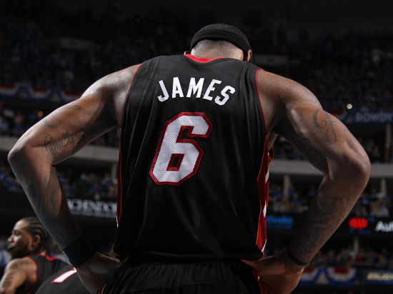 断层领先，2023年以来麦克托米奈为苏格兰打进12球（遥遥领先：自2023年至今，麦克托米奈已为苏格兰攻入12球）