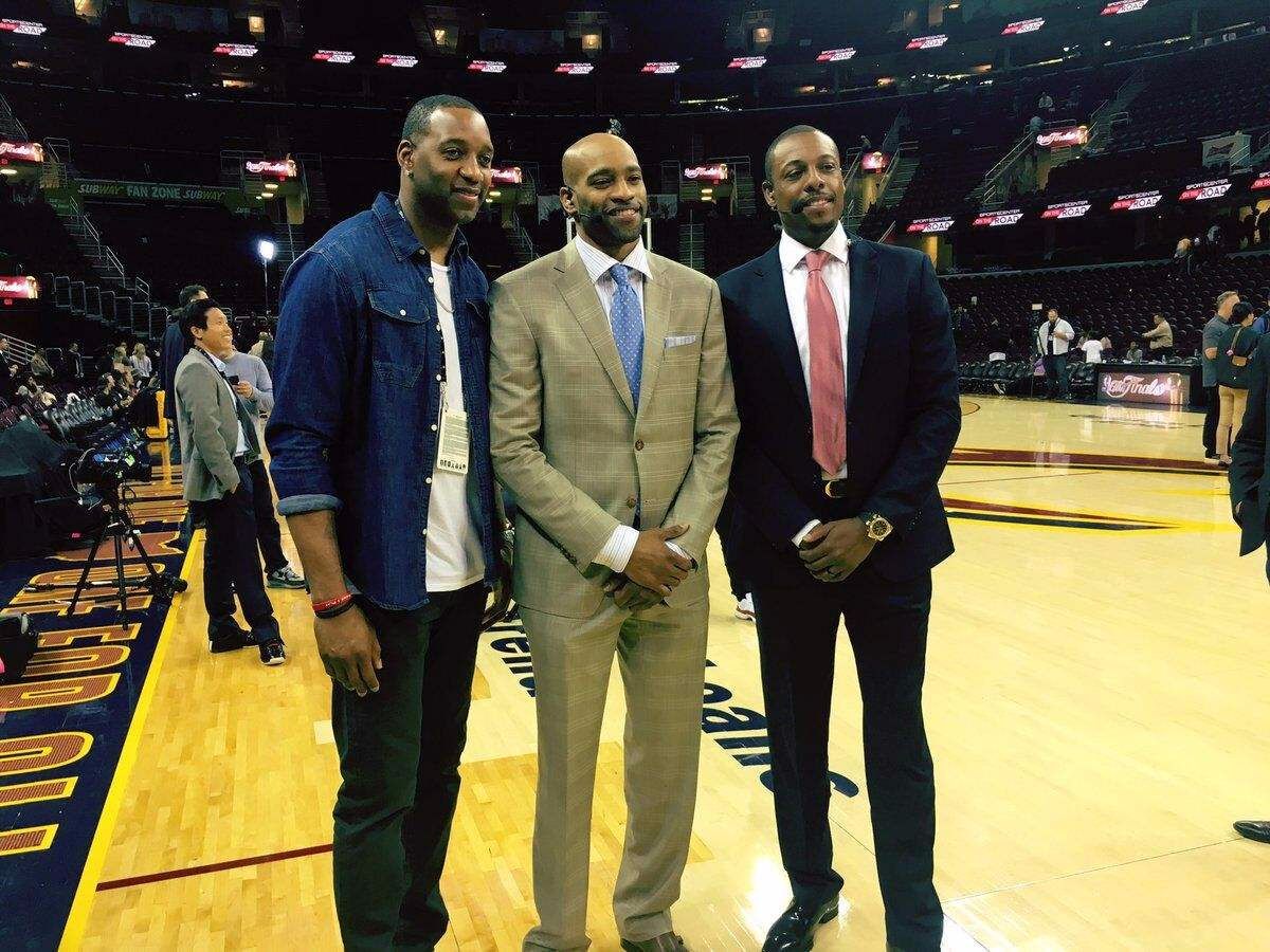 NBA漫谈｜赛季技犯第二多，仅次于狄龙！东契奇为何总是容易技犯？（NBA杂谈：东契奇本季技术犯规次数仅次狄龙，他为何频频吃T？）