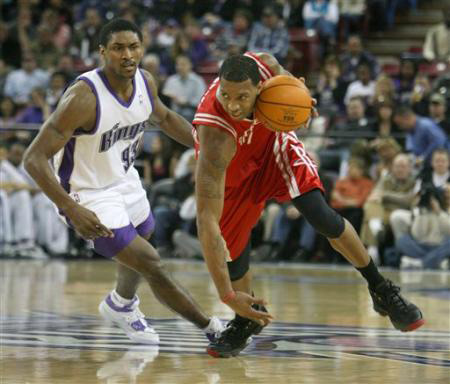 每体：拜仁巴萨有意霍村前锋阿斯拉尼，转会费不超过2500万欧（每体：巴萨、拜仁有意引进霍芬海姆前锋阿斯拉尼，转会费上限2500万欧）