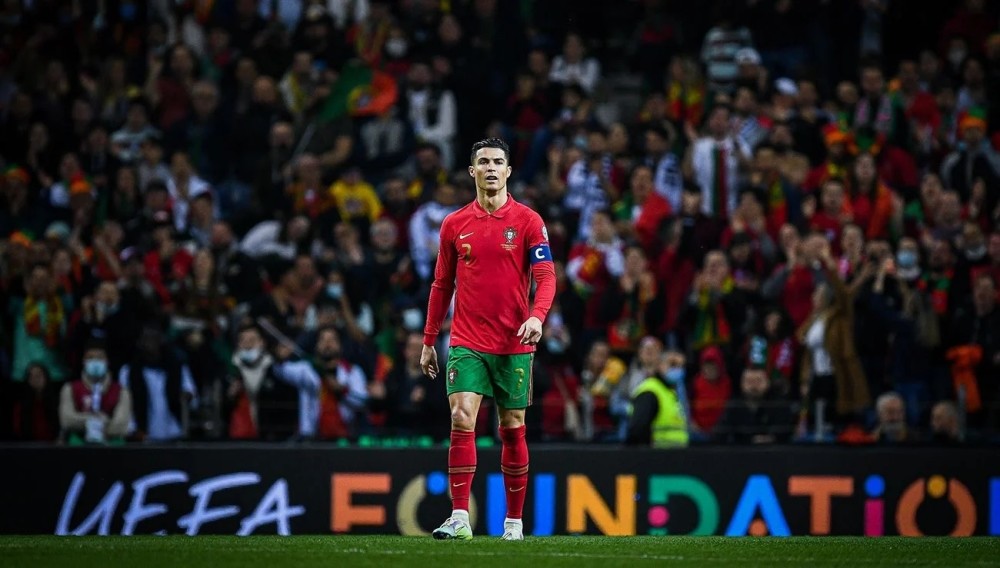 麦肯尼：赢球最重要，即便踢得不好；尤文必须恢复往日的辉煌（麦肯尼：即便发挥不佳，胜利仍放首位；尤文必须重振昔日辉煌）